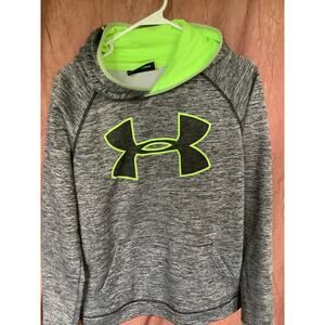 Under Armour Boys or Girls Size YXL Hoodie Long Sleeve with Pocket
